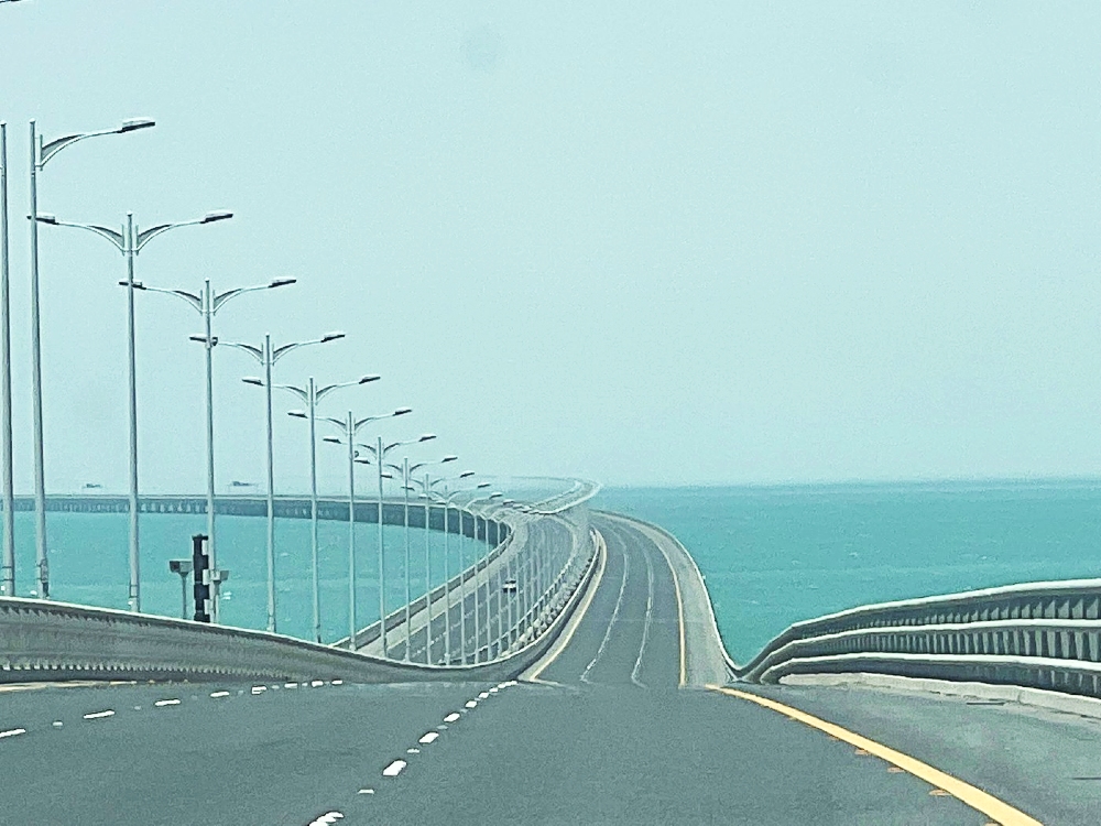 Kuwait Half Day City & Desert Licensed Tour Guide Pickup&Dropoff - Image - 1613